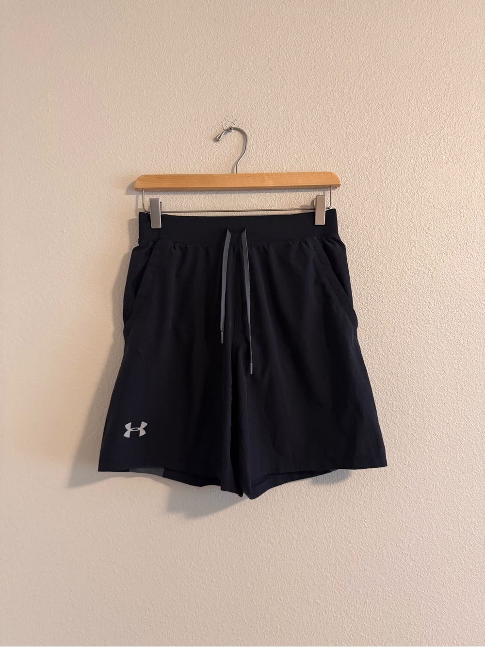 Under Armour Men’s Black Athletic Training Shorts with Grey Drawstring